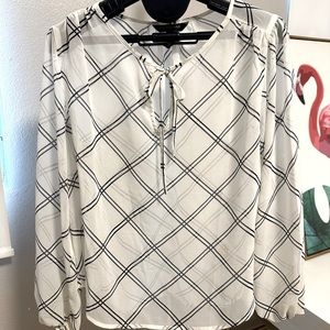 Banana Republic white and black blouse.